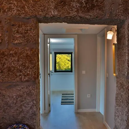 Casa Da Fraga- Em Aldeia Preservada E Tranquila