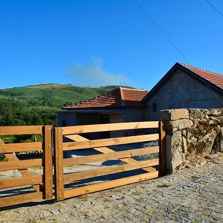 Casa Da Fraga- Em Aldeia Preservada E Tranquila Semesterbostad Amarante